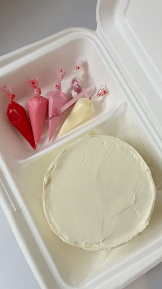kit bento cake
