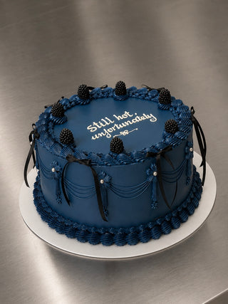 XL vintage cake