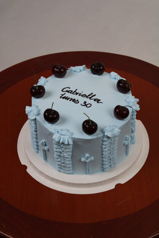Gabriella vintage cake